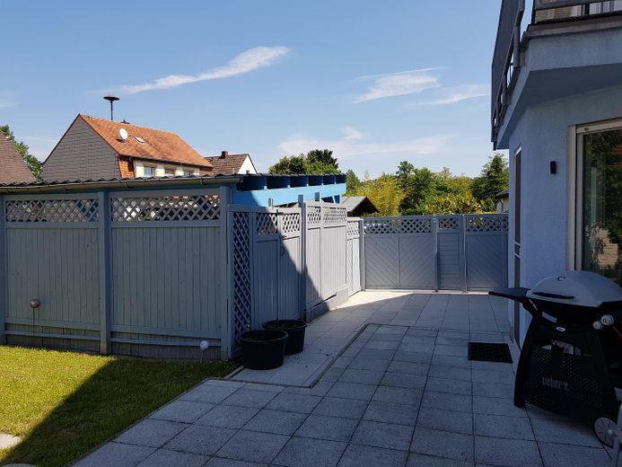 À vendre : maison jumelée de 5,5 pièces, sans commission et prête à emménager – Terrasse 2