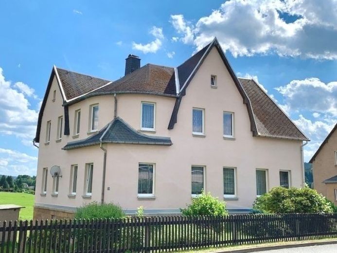 Platz für eine große Familie ! – Foto 1