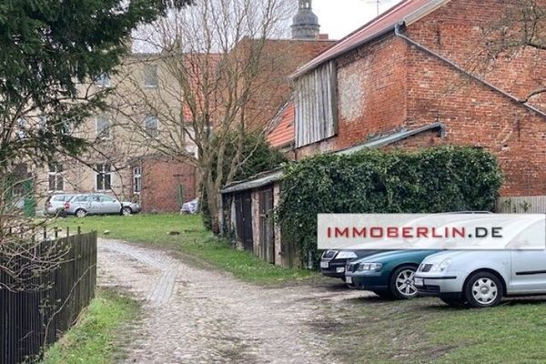 IMMOBERLIN.DE - 11 fois ! Immeuble classique à usage d’habitation et commercial dans un emplacement excellent