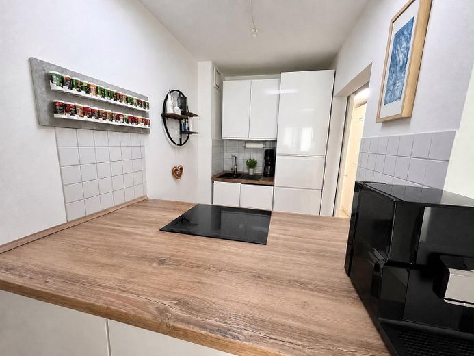 !Provisionfrei! Etagenwohnung mit Balkon und Wintergarten – Foto 11