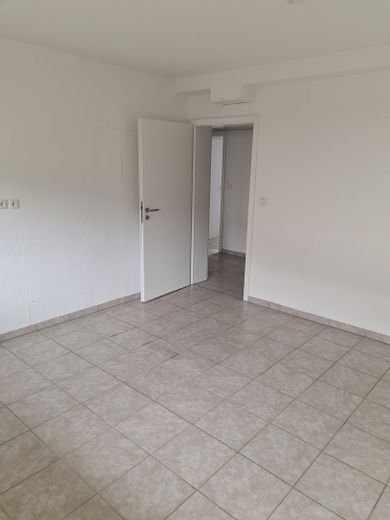 Sehr schön geschnittene 3,5-Zimmer-Erdgeschosswohnung in Sinntal. – Foto 12