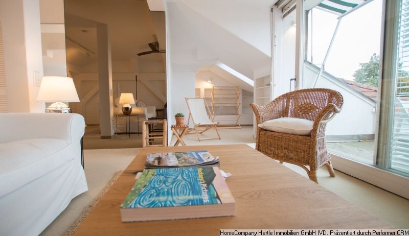 Ruhig und charmant möbliert in toller Altbau Maisonette-Wohnung für 3 -7 Monate in der Wiehre, Freiburg – e06666b40620f495a4be74a8945e986d5f87c8fc.jpg