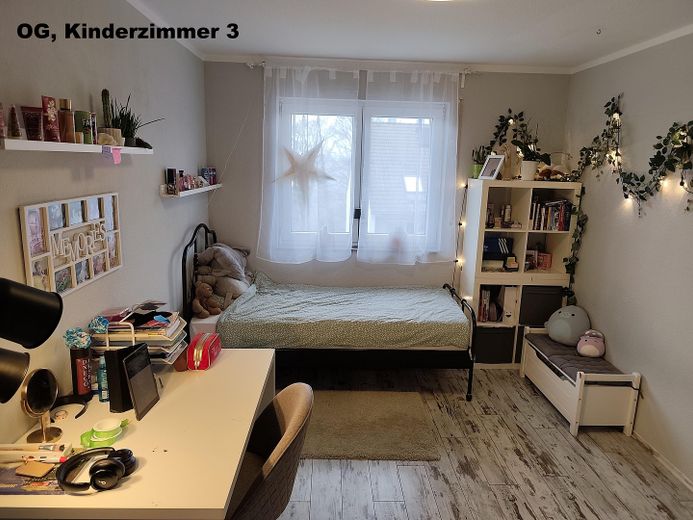 Ухоженный таунхаус на конце ряда, 157 м², год постройки 2007, южный участок 470 м², гараж и 2 парковочных места – Фото 22