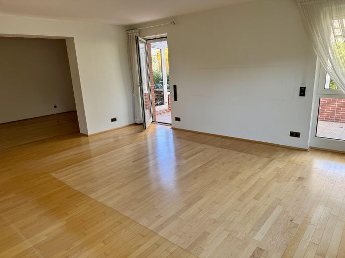 Spacious detached house at Wimmersberg – Wohnzimmer EG und Wintergarten