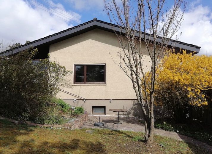 Casa unifamiliare indipendente con appartamento separato – Foto 9