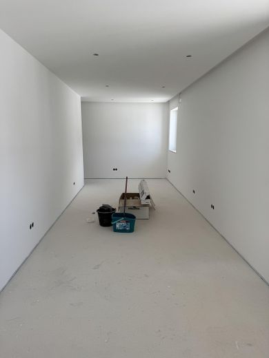 KfW40 + QNG: Im Herzen von Hauzenberg - Exklusives Penthaus mit Weitblick – Ankleide / Schlafzimmer