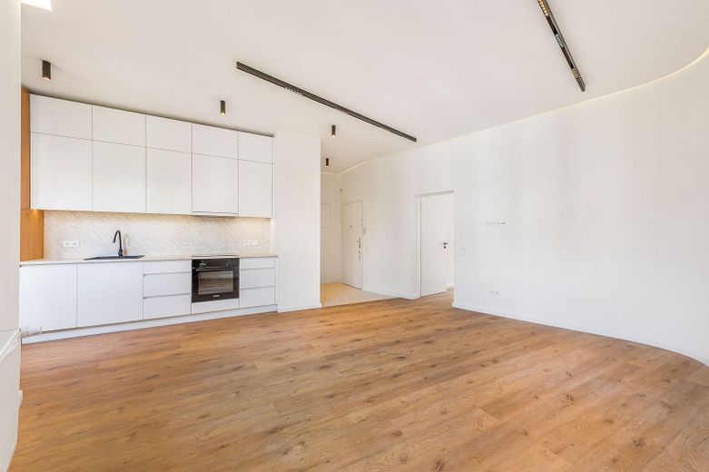 bezugsfertig mit Einbauküche 2-Zimmer-Wohnung –provisionsfrei – essen / wohnen 