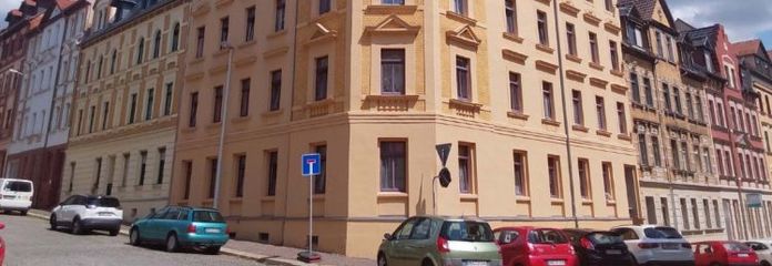 Przyjść, poczuć się dobrze i mieszkać przestronnie.