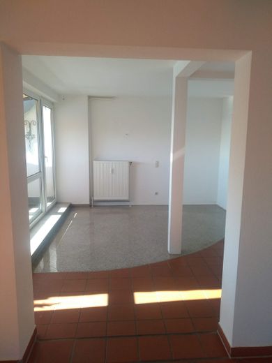 Ampio appartamento di 3 locali nel centro di PAF – Foto 1