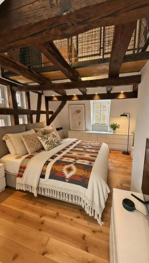 Casa storica a graticcio del 1719 – ristrutturata con materiali di pregio, veranda e energia Sonnenhaus – Zimmer DG