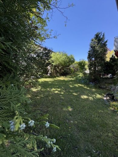 Gepflegtes Einfamilienhaus mit Garage und Garten in ruhiger u. gehobener Lage Erlangen – EFH Erlangen 002