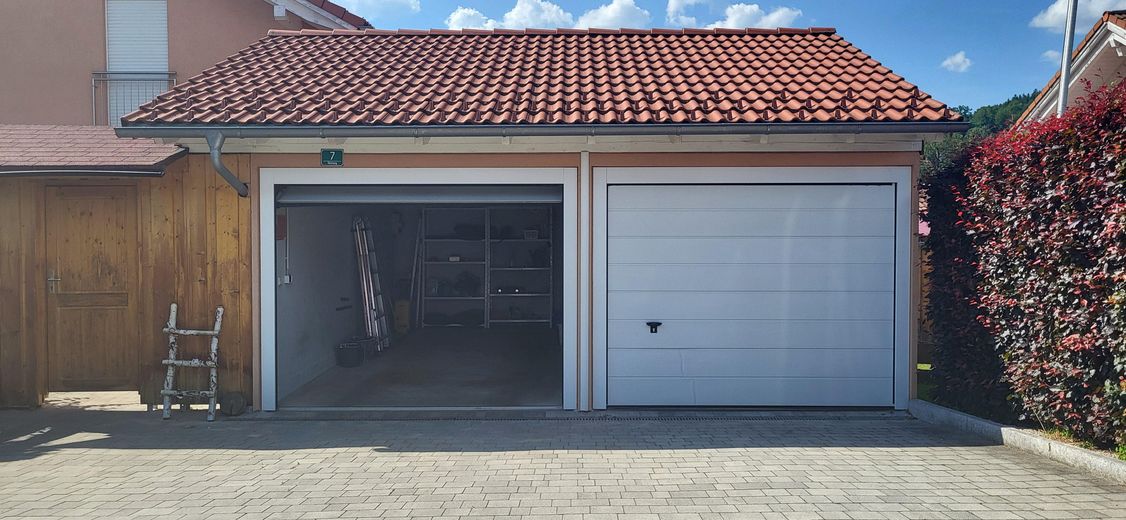 Sonnige Aussichten für die ganze Familie – modernes Einfamilienhaus mit Gartenflair – Doppelgarage