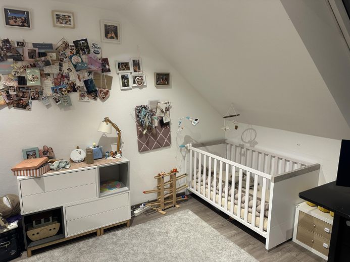 Klimaanlage! Smart-Home Traum in moderner 3-Zimmer Wohnung – Kinderzimmer 1