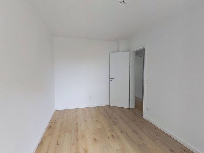 Großzügige 3-Zi.-Whg. mit BALKON in ruhiger Wohnlage – Ansicht II: Schlafzimmer II
