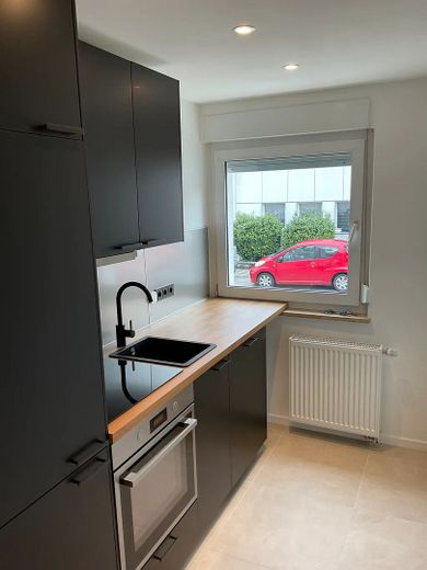 Stilvolles WG-Zimmer in hochwertig ausgestatteter Wohnung - Nürnberg | Schnorrstraße 7A – Küche