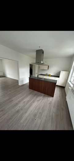 Moderne 4-Zimmer-Wohnung mit Balkon und offener Küche in Schönberg – Foto 10