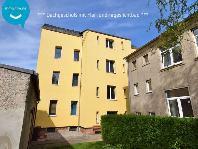 ruhige 2 Zimmer • Tageslichtbad mit Wanne • geräumige Küche • Laminat • günstig mieten !!! – Foto 1