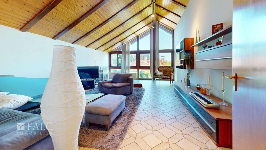 Traumhaus in Traumlage zu verkaufen – Wohnzimmer OG