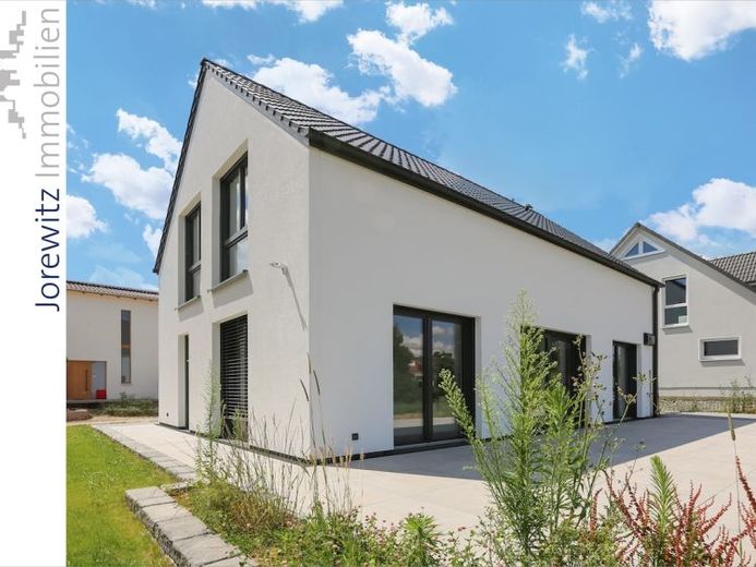 Bi-Vilsendorf: Sonniges Einfamilienhaus (KfW-Effizienzhaus 40-QNG ) mit großer Terrasse und Garten – Foto 1