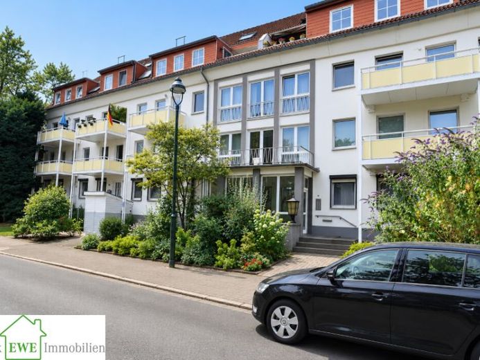 Objekt-Nr. 465, 40599 Düsseldorf Hassels
Maisonette-Dachgeschoss-Wohnung mit Dachterrasse – Foto 1