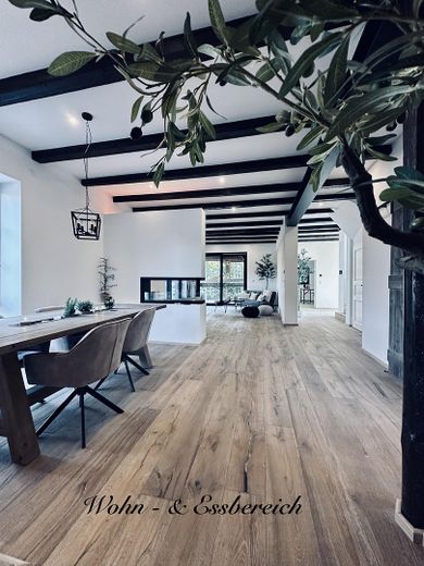 Wohn- Essbereich 