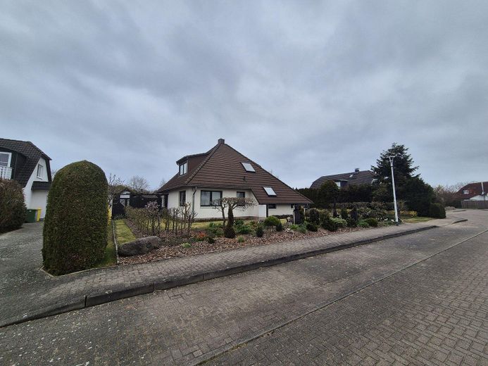Straßenansicht