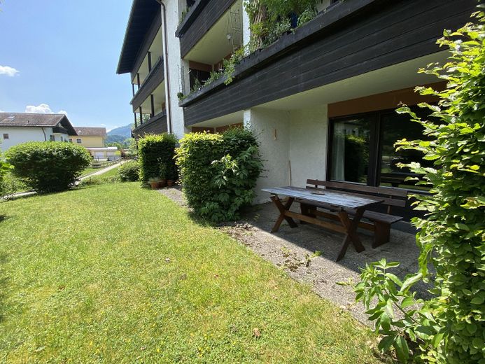 1,5 Zimmer Wohnung mit schöner privater Terrasse, Schwimmbad und Sauna – Private Terrasse 3
