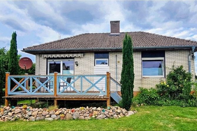 Modernized detached house with large garden – Foto 1