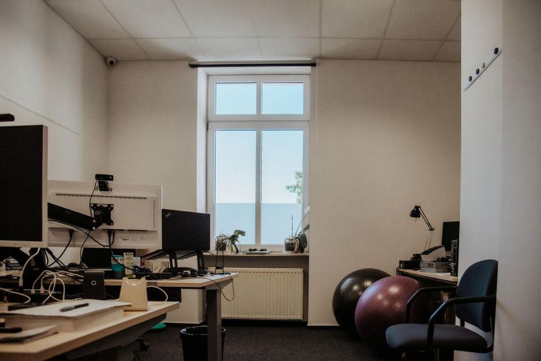 Büro 1 – Fensterseite