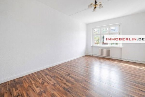 IMMOBERLIN.DE - Zentrale Spandauer Lage! Gemütliche Wohnung mit großzügigem Schnitt