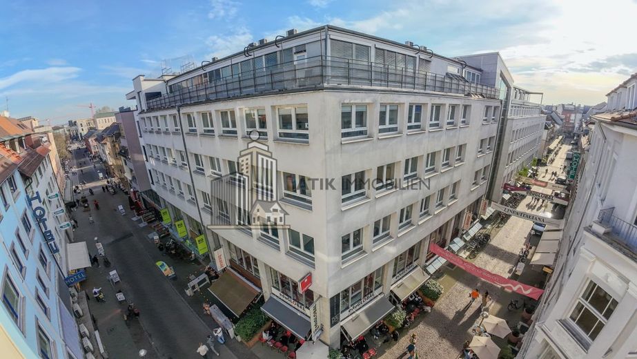 ATIK: Perfekte Lage zwischen Ettlinger Tor und Schlossplatz - provisionsfrei – Drohnenaufnahme