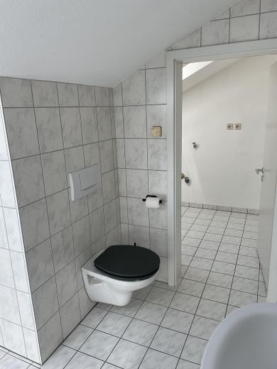 Spacieux appartement de 2 pièces dans un quartier calme – Photo 4