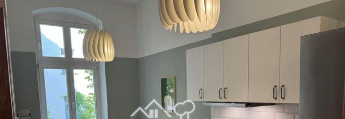 Bezugsfreie - 2-Zimmer-Altbauwohnung mit Südbalkon im Bötzowviertel