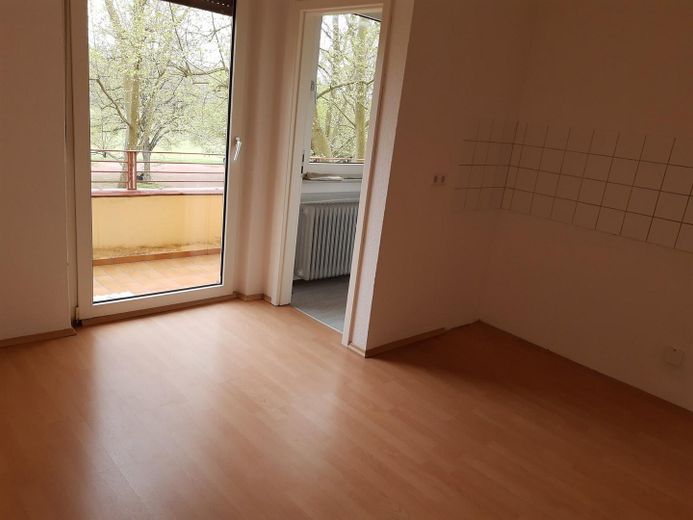 Schöne 2-Zimmerwohnung mit Balkon,Dusche,Stellplatz, neu zu vermieten – Küche