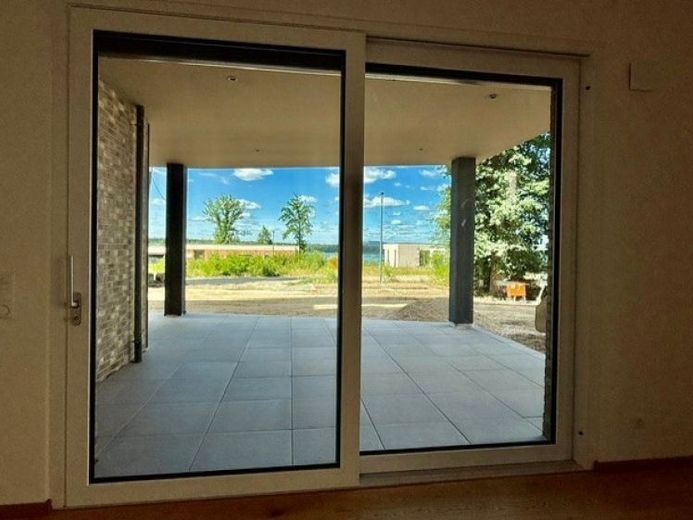 Einmalige Chance - exklusive 4-Zimmer-Wohnung mit Terrasse & Garten in Traumlage am Steinberger See! – Foto 1