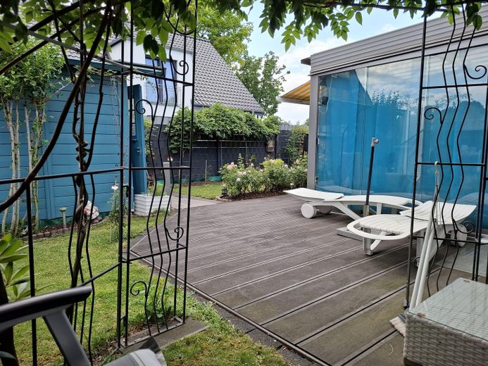 in sommer zum Liegeplatz