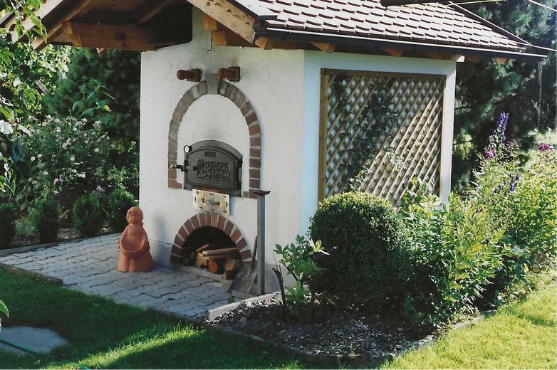 Brot-/Pizzaofen/Räucherkammer