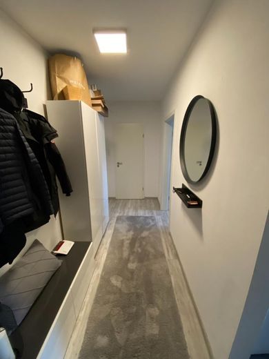 Exklusive 2-Zimmer-Wohnung in Hamburg Barmbek-Süd – Flur