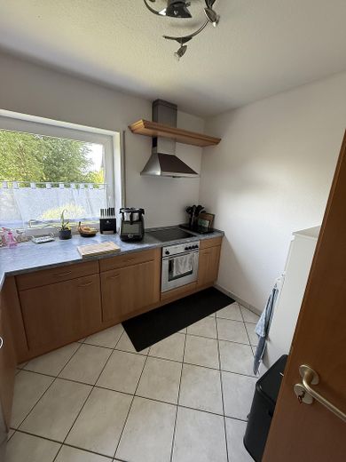 Helle 3-Zimmer-Erdgeschosswohnung mit Terrasse – Küche