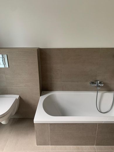 Esclusivo appartamento di 3 locali con ampia terrazza soleggiata e cucina componibile di alta qualità – Foto 6