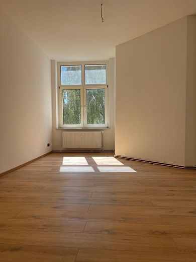 Großzügige 2-Zi Familienwohnung, 2 Bäder, zentrumsnah, sehr hell und freundlich – 2tes Zimmer