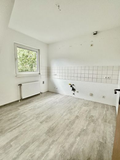 Helle 2-Zimmer-Whg. auf 2 Ebenen – ca. 70 m²–ruhig in Kirchhorst – Küche