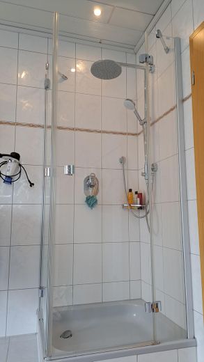 Familienbad im Obergeschoss