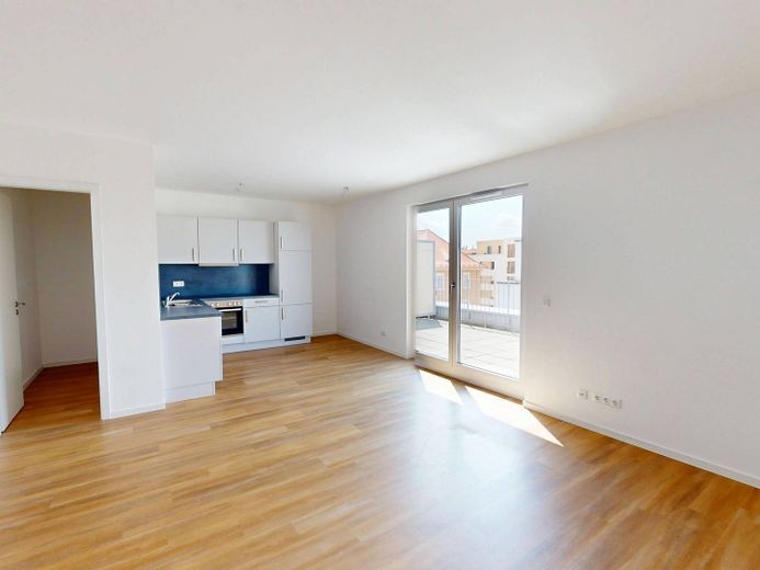 Moderniteit en comfort: nieuwbouwappartement met 4 kamers, inbouwkeuken en groot dakterras – Ansicht I: Wohn- und Esszimme…