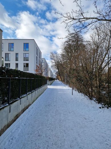 Fußgängerweg an der Tarpenbek