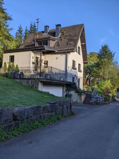 Autarkes Wohlfühlhaus – 01 Hausansicht