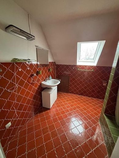 Großzügiges Zweifamilienhaus mit Solaranlage, Wintergarten & großem Grundstück in Neuberend – Foto 10