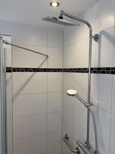 Barrierefreie Dusche im 1.OG_1