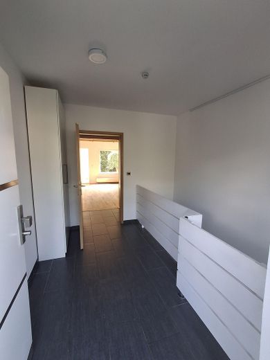 Sonnige EG-Wohnung mit EBK, Wannenbad, Kamin & Garten - von privat an privat – Eingangsbereich I