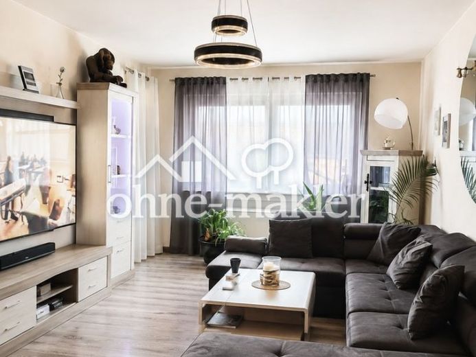 Modernisierte helle 2,5 Zimmer Wohnung mit Balkon – फोटो 1